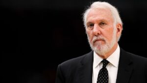 Pop visita a Spurs, confirma no vuelve esta temporada