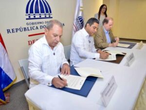 Miderec, CRESO y COD unen fuerzas para impulsar deporte en RD