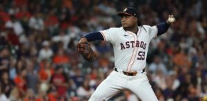 Framber Valdez le gana duelo a Sandy Alcántara