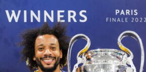 Venden en tiempo récord 30,000 entradas para juego de leyendas de Real Madrid y Barcelona