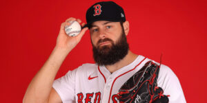 Giolito sufre rigidez en la corva tras debut primaveral con Medias Rojas