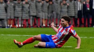 UEFA asegura que Julián Álvarez toca dos veces el balón en el penalti anulado