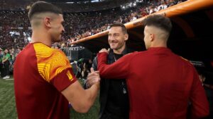 Totti: "Paulo Dybala es un auténtico talento y no solo en Italia"