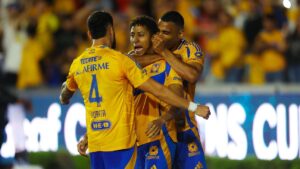 Guido Pizarro lleva a Tigres a cuartos de Final de Champions Cup