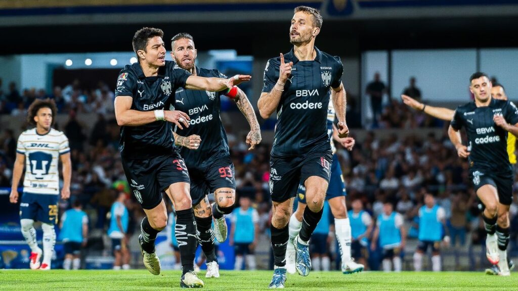 Rayados en crisis muestran las fisuras de Pumas de Efraín Juárez