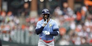 Los Rays activan la opción de Yandy para el 2026 y suman otra para el 2027