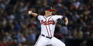 Kimbrel regresa a los Bravos con contrato de liga menor (fuente)