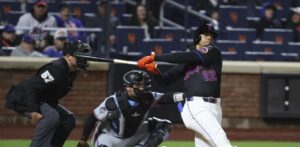 Doblete productor de Soto lleva a los Mets a la victoria 2-0 sobre los Marlins