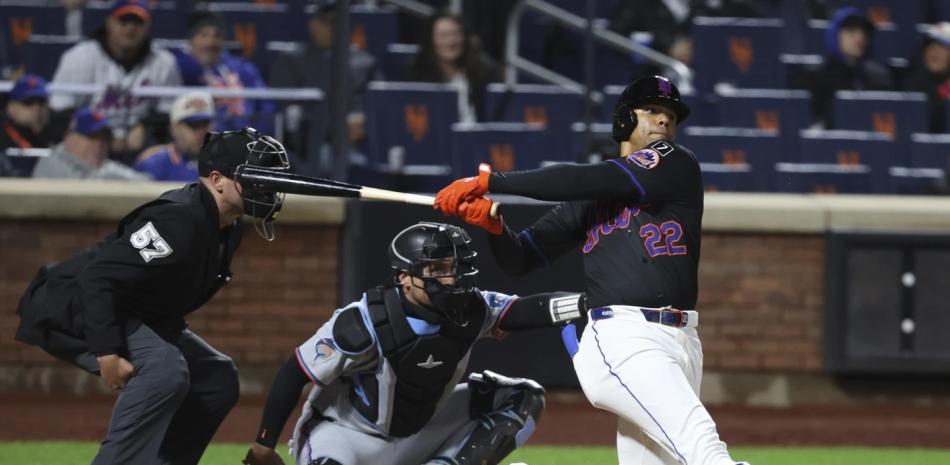 Doblete productor de Soto lleva a los Mets a la victoria 2-0 sobre los Marlins