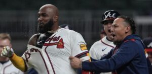 Ozuna decide para los Bravos con cuadrangular en la entrada 11 frente a los Filis