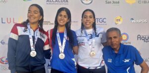 Fernández y Arias brillan en estilo Mariposa en el Décimo Swim Open 2025