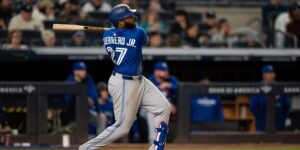 Blue-Jays-offense-finds-a-spark-in-comeback-win-over-Yankees_.jpg