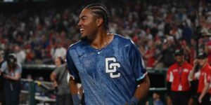 Wood-calls-game-vs.-Mets-with-1st-career-walk-off-hit_.jpg