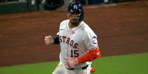 Sencillo de Paredes en la séptima decide victoria de Astros sobre San Diego