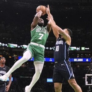 Jaylen Brown anota 36 puntos y los Celtics vencen al Magic 109-100 sin Jayson Tatum
