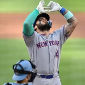 Francisco Alvarez batea jonrón de dos vueltas en blanqueada de los Mets frente a los Nacionales