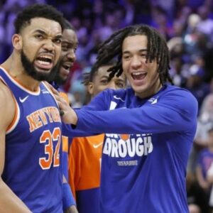 Karl Towns anotó el canasto ganador de los Knicks; la serie se pone 3-1