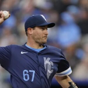 Reales consiguen su quinta victoria seguida al blanquear Astros