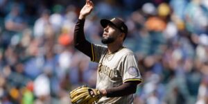 ¿Clave del éxito de Padres? Un bullpen intraficable, con mucho sabor latino