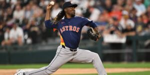 El relevista veterano Rafael Montero pasa de Astros y Bravos