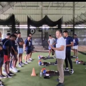 Academia-de-los-Yankees-en-Republica-Dominicana-imparte-curso-de-primeros-auxilios-a-sus-prospectos_.jpg