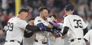 Los Yankees remontan ante los Padres 4-3 en 10 entradas