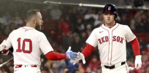 Bregman pega noveno jonrón y guía a los Medias Rojas sobre los Vigilantes