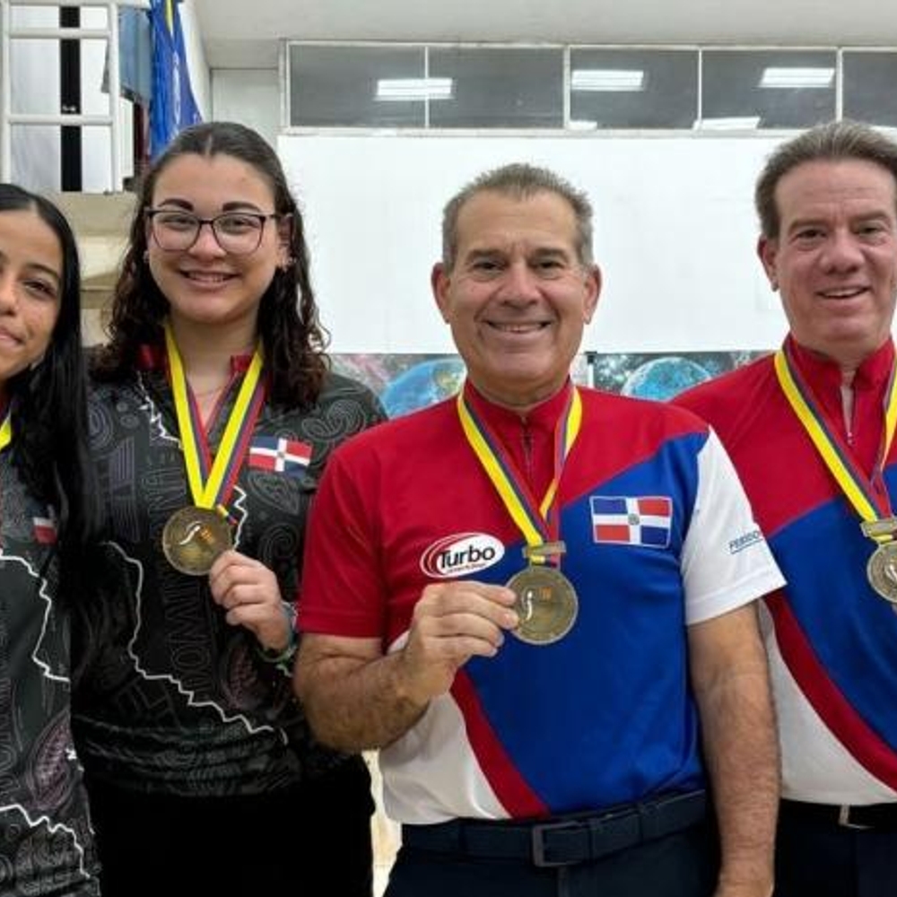Rolando A. Sebelén conquista tres oro en el Iberoamericanos boliche