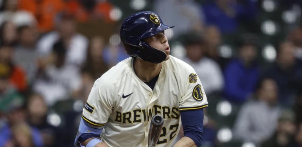 Yelich pega H4 y los Cerveceros vencen a Ronel Blanco y
