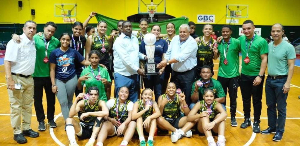 San Carlos se corona en el torneo superior distrital femenino con 30 de Jennifer Jiménez, la MVP