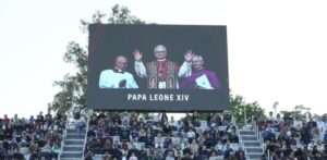 El papa León XIV es tenista; Stefanos Tsitsipas estaría encantado de jugar con él