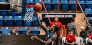 Leones propinan cuarta derrota seguida a Reales