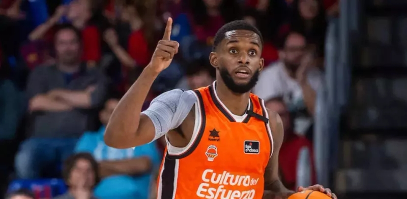 Jean Montero anota 21 y Valencia vence a Gran Canaria en inicio de playoffs de la Liga Endesa