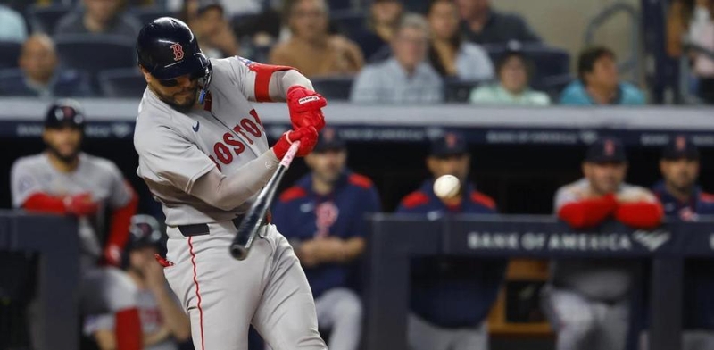 Los Medias Rojas conectaron 5 jonrones para superar a los Yanquis 11-7