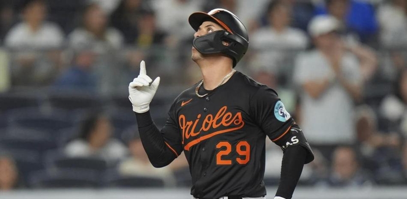 Orioles jonronea y arruina regreso del relevista Weaver a los Yankees