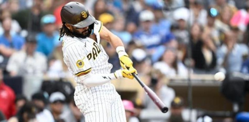 Fernando Tatis Jr empalma vuelacercas 14 en el éxito de los Padres sobre los Reales de Kansas