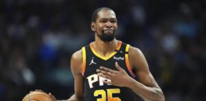 Kevin Durant es enviado a los Rockets desde los Suns; reciben a Dillon Brooks y a Jalen Green