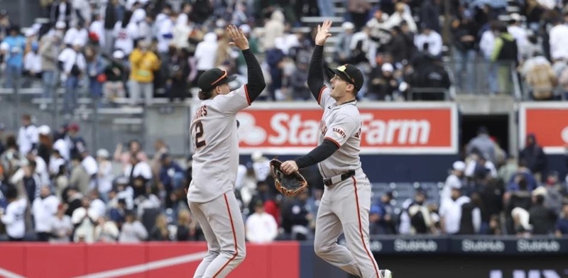 Hit de Yastrzemski corona noveno de 4 carreras; Gigantes se imponen a Rockies, Adames da Hr.
