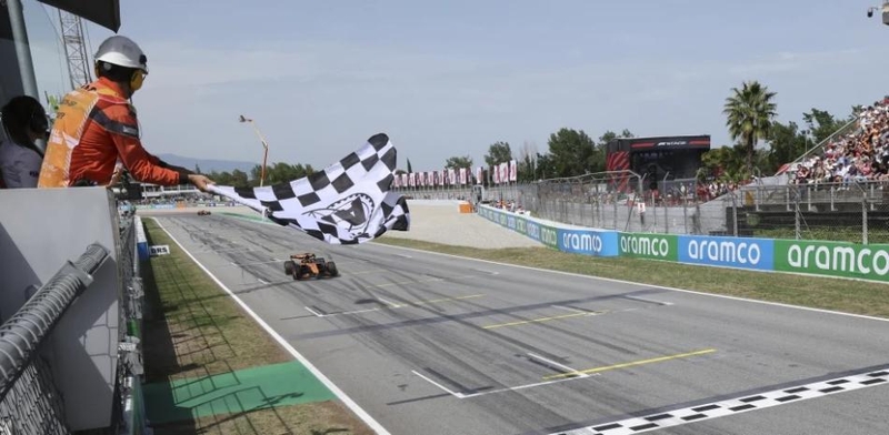 Piastri gana el Gran Premio de España superando a su compañero Norris