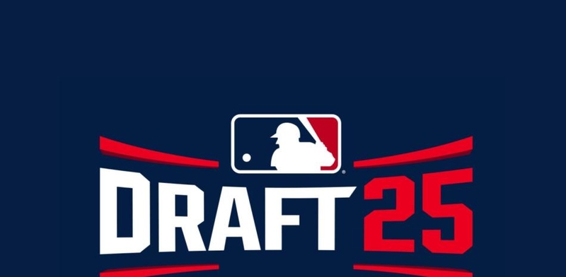 Tony Clark es coherente: sigue opuesto al Draft Internacional
