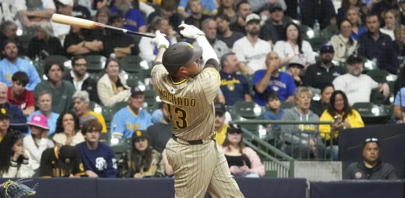 Manny Machado pega otro jonrón y Padres blanquean