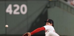Primer hit de Anthony en GL y gran atrapada llevan Medias Rojas a vencer Tampa