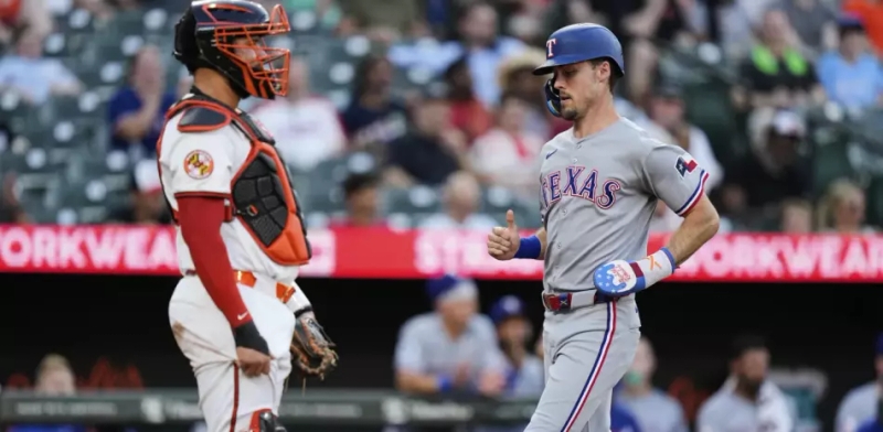 Rangers vencen a Orioles tras 3 jonrones -uno de Gary Sánchez- seguidos de Baltimore en la séptima