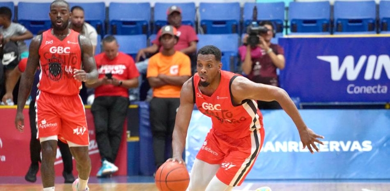 Gerardo Suero guía a Leones y ganan quinto al hilo