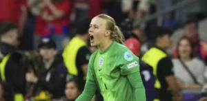 Inglaterra vence a España en penales tras empate 1-1 y retiene el título en la Eurocopa Femenina