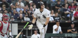 Robert y Montgomery conectan jonrones y Medias Blancas derrotan 6-2 a Filis y Cristopher Sánchez