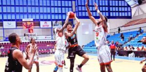 Titanes sellan clasificación a la semifinal al derrotar a Cañeros, Bautista cerca del triple doble