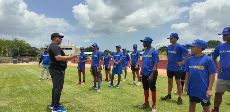 Con la participación de decenas de niños y jóvenes, inició el “Focus Training Program”