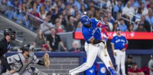 Azulejos vencen dramáticamente a los Yankees y logran barrida