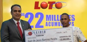 Leidsa entrega 22 millones al millonario 488 del Loto